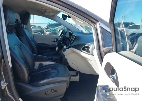 2022 Chrysler Pacifica Hybrid Touring L z USA, uszkodzony, nr VIN 2C4RC1L72NR118934